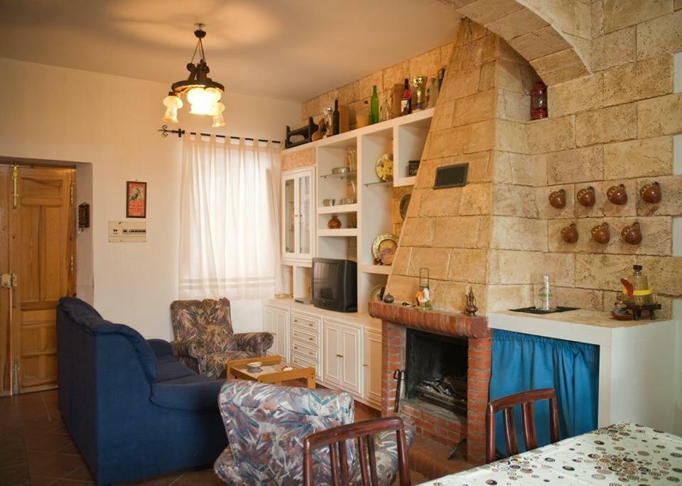 Vivienda Rural El Mirador De Enix Villa Eksteriør bilde